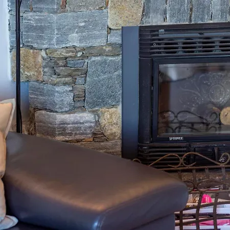 Lakeside Pool Paradise