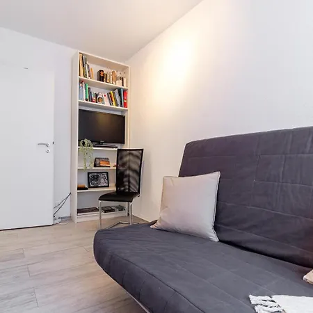 Lakeside Pool Paradise * Gambarogno