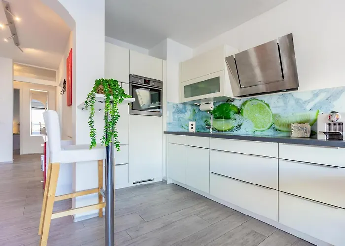 Apartament Lakeside Pool Paradise Gambarogno