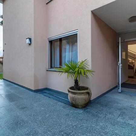 Lakeside Pool Paradise Appartement Gambarogno